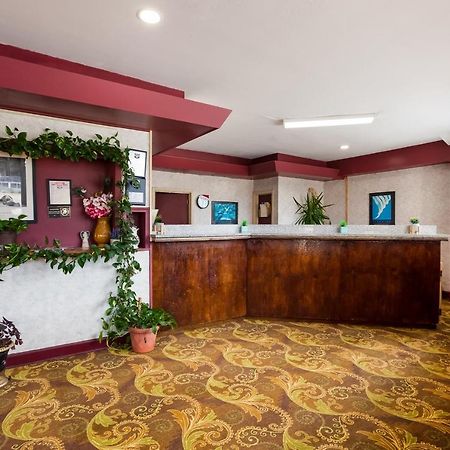 Knights Inn Fayetteville - Fort Bragg Bagian luar foto